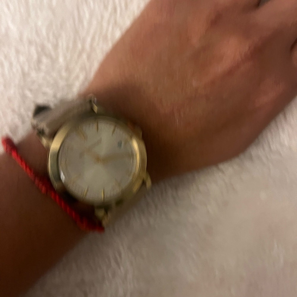 Burberry Women Watch - Picture 4 of 14